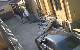 Two Lions Hotel